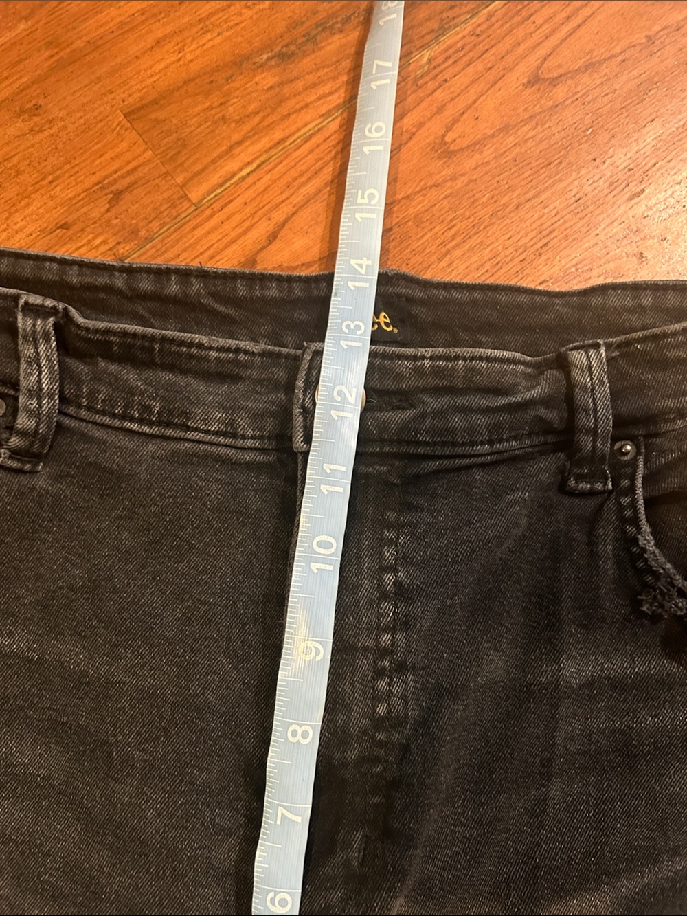 Lee Vintage Modern Flare Jeans Black Distressed High waist Jeans Short - Picture 4 of 12
